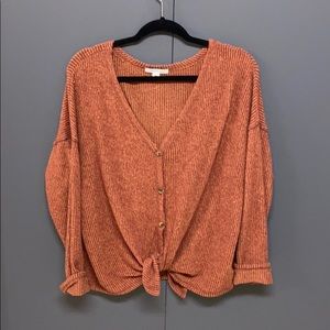 American Eagle button up/ tie front fall essential